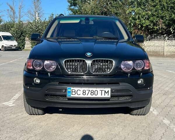 Черный БМВ Х5, объемом двигателя 3 л и пробегом 354 тыс. км за 9999 $, фото 1 на Automoto.ua