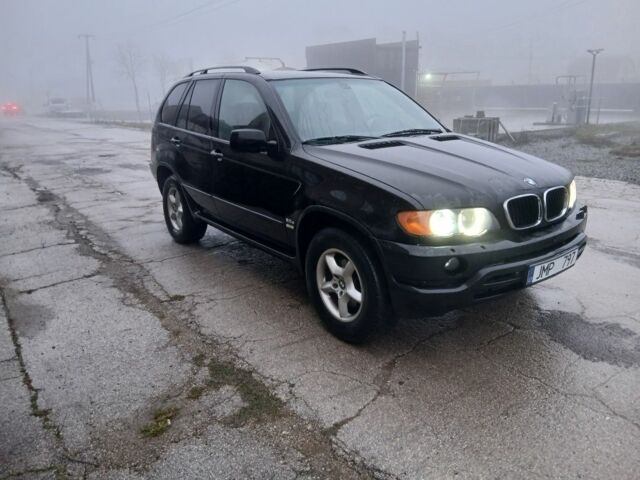 Чорний БМВ Х5, об'ємом двигуна 3 л та пробігом 260 тис. км за 4700 $, фото 1 на Automoto.ua