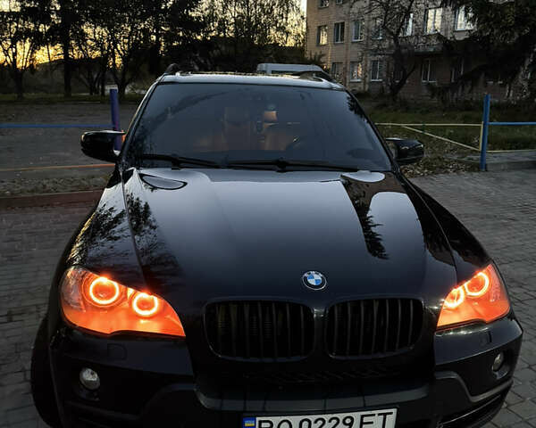 Черный БМВ Х5, объемом двигателя 3 л и пробегом 307 тыс. км за 11000 $, фото 1 на Automoto.ua