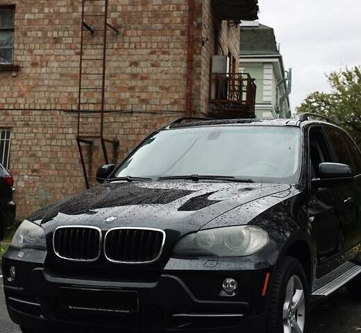 Черный БМВ Х5, объемом двигателя 3 л и пробегом 153 тыс. км за 14000 $, фото 1 на Automoto.ua