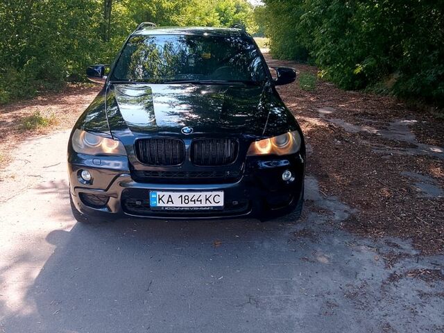 Чорний БМВ Х5, об'ємом двигуна 3 л та пробігом 284 тис. км за 12700 $, фото 1 на Automoto.ua