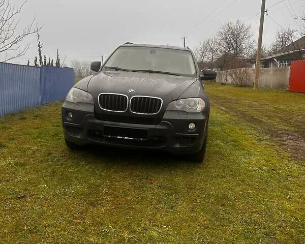 Чорний БМВ Х5, об'ємом двигуна 3 л та пробігом 300 тис. км за 15099 $, фото 1 на Automoto.ua