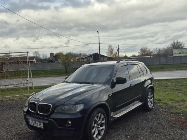 Черный БМВ Х5, объемом двигателя 3 л и пробегом 320 тыс. км за 12500 $, фото 1 на Automoto.ua