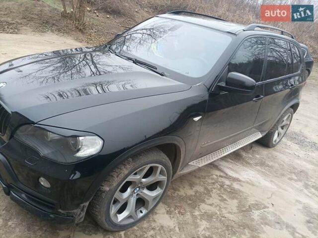 Черный БМВ Х5, объемом двигателя 4.8 л и пробегом 266 тыс. км за 13000 $, фото 1 на Automoto.ua