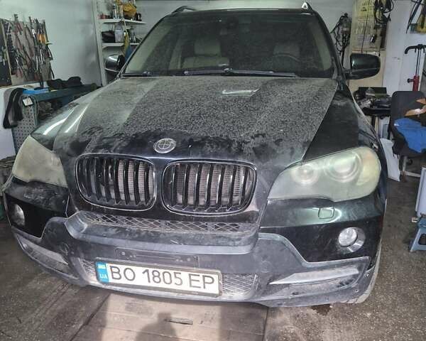 Черный БМВ Х5, объемом двигателя 3 л и пробегом 320 тыс. км за 7500 $, фото 1 на Automoto.ua