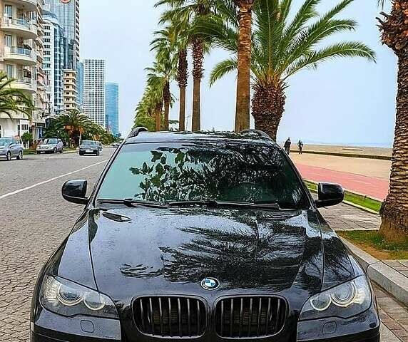 Черный БМВ Х5, объемом двигателя 3 л и пробегом 200 тыс. км за 21000 $, фото 1 на Automoto.ua