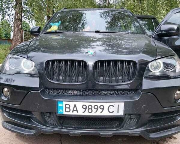Черный БМВ Х5, объемом двигателя 4.8 л и пробегом 320 тыс. км за 15000 $, фото 1 на Automoto.ua