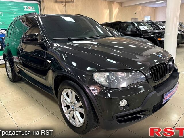 Черный БМВ Х5, объемом двигателя 4.8 л и пробегом 210 тыс. км за 11000 $, фото 1 на Automoto.ua