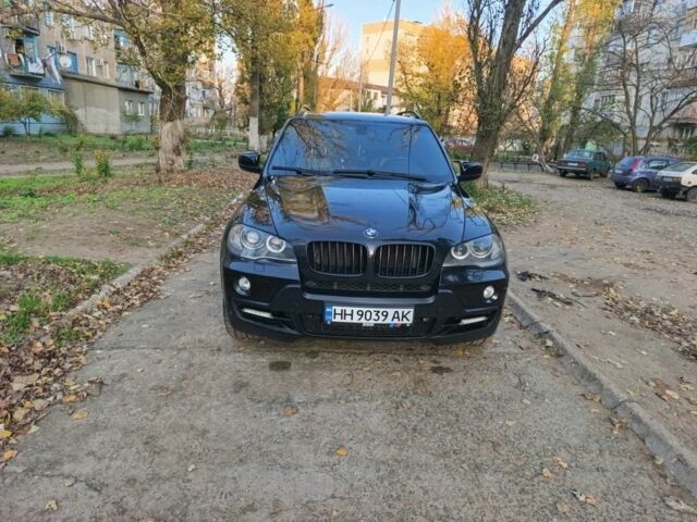 Чорний БМВ Х5, об'ємом двигуна 3 л та пробігом 350 тис. км за 13700 $, фото 1 на Automoto.ua