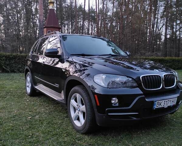 Черный БМВ Х5, объемом двигателя 3 л и пробегом 222 тыс. км за 10700 $, фото 1 на Automoto.ua