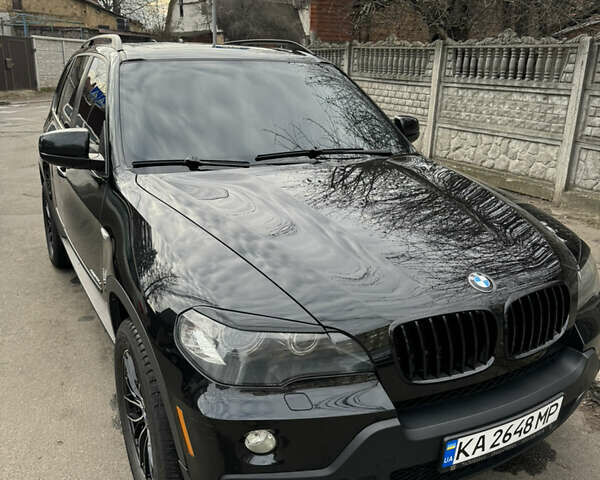 Черный БМВ Х5, объемом двигателя 3 л и пробегом 350 тыс. км за 16000 $, фото 1 на Automoto.ua