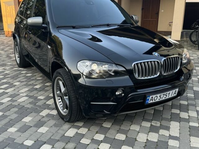 Черный БМВ Х5, объемом двигателя 3 л и пробегом 285 тыс. км за 18500 $, фото 1 на Automoto.ua