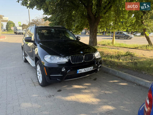 Черный БМВ Х5, объемом двигателя 2.98 л и пробегом 150 тыс. км за 12000 $, фото 1 на Automoto.ua