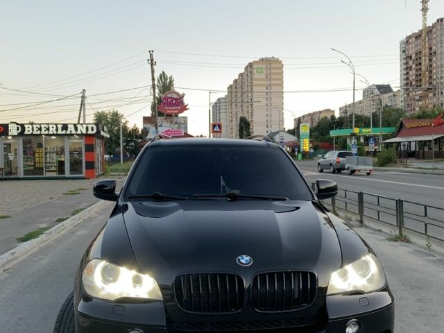 Черный БМВ Х5, объемом двигателя 3 л и пробегом 290 тыс. км за 13500 $, фото 1 на Automoto.ua