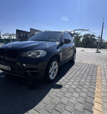 Черный БМВ Х5, объемом двигателя 3 л и пробегом 350 тыс. км за 16500 $, фото 1 на Automoto.ua