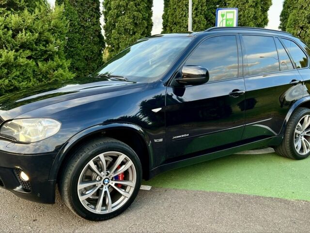 Черный БМВ Х5, объемом двигателя 3 л и пробегом 297 тыс. км за 21500 $, фото 1 на Automoto.ua