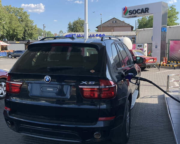 Черный БМВ Х5, объемом двигателя 2.99 л и пробегом 215 тыс. км за 17200 $, фото 1 на Automoto.ua