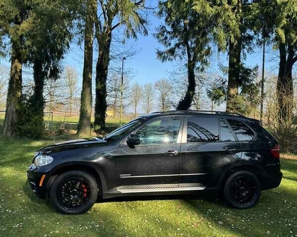 Черный БМВ Х5, объемом двигателя 2.98 л и пробегом 270 тыс. км за 16000 $, фото 1 на Automoto.ua