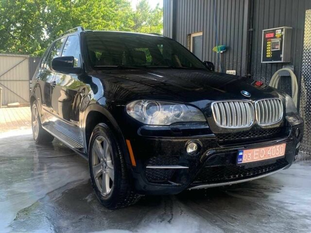 Черный БМВ Х5, объемом двигателя 3 л и пробегом 278 тыс. км за 15000 $, фото 1 на Automoto.ua