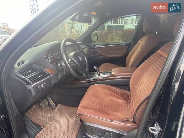 Черный БМВ Х5, объемом двигателя 3 л и пробегом 250 тыс. км за 22000 $, фото 1 на Automoto.ua