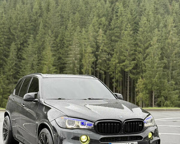 Черный БМВ Х5, объемом двигателя 2.98 л и пробегом 284 тыс. км за 24000 $, фото 1 на Automoto.ua