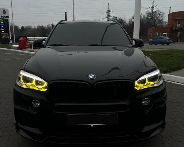 Черный БМВ Х5, объемом двигателя 2.98 л и пробегом 207 тыс. км за 26999 $, фото 1 на Automoto.ua