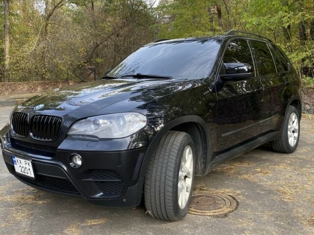 Черный БМВ Х5, объемом двигателя 3 л и пробегом 307 тыс. км за 13500 $, фото 1 на Automoto.ua