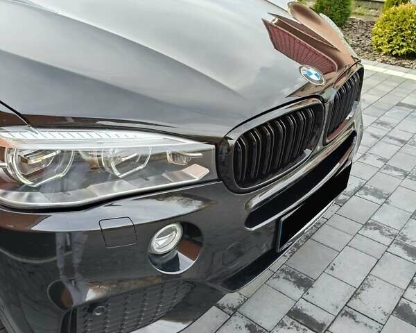 Черный БМВ Х5, объемом двигателя 2.99 л и пробегом 262 тыс. км за 38900 $, фото 1 на Automoto.ua