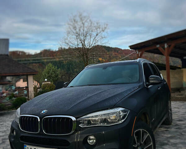 Черный БМВ Х5, объемом двигателя 3 л и пробегом 164 тыс. км за 29151 $, фото 1 на Automoto.ua