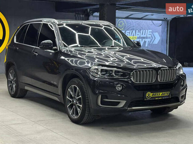 БМВ Х5 2017 в Черновцах на Automoto.ua Черный БМВ Х5, объемом двигателя 2.99 л и пробегом 210 тыс. км за 35000 $, фото 1 на Automoto.ua