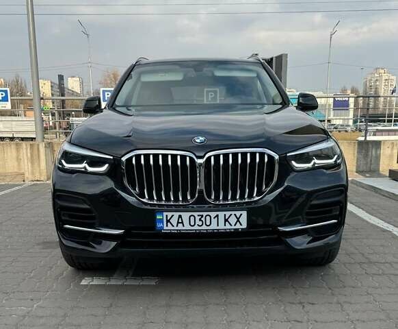 Черный БМВ Х5, объемом двигателя 2.99 л и пробегом 9 тыс. км за 77700 $, фото 1 на Automoto.ua