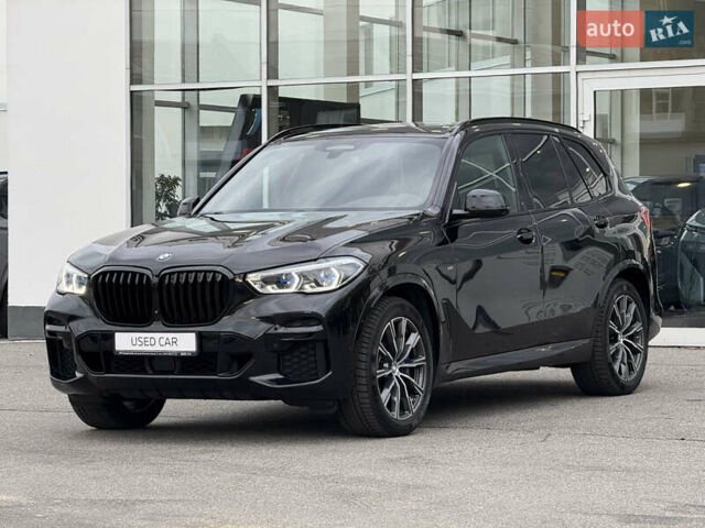 Черный БМВ Х5, объемом двигателя 4.39 л и пробегом 41 тыс. км за 84500 $, фото 1 на Automoto.ua