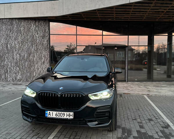 Черный БМВ Х5, объемом двигателя 2.99 л и пробегом 51 тыс. км за 71900 $, фото 1 на Automoto.ua