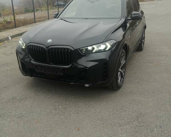 Черный БМВ Х5, объемом двигателя 2.99 л и пробегом 93 тыс. км за 91000 $, фото 1 на Automoto.ua