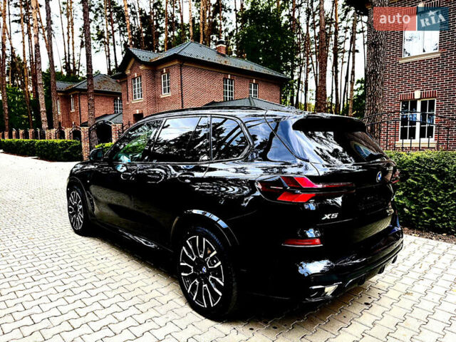 Черный БМВ Х5, объемом двигателя 2.99 л и пробегом 1 тыс. км за 142000 $, фото 1 на Automoto.ua