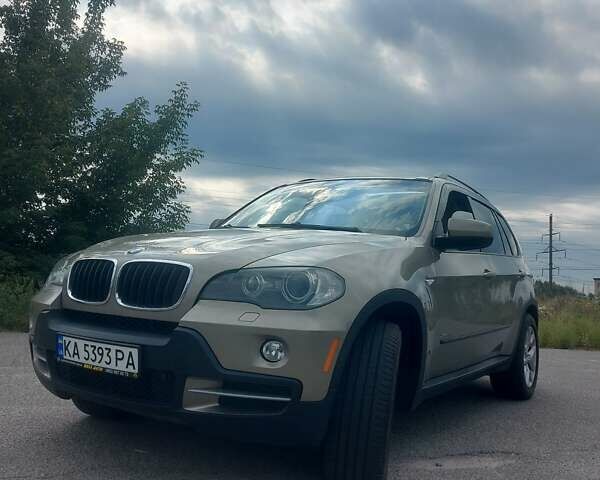 Коричневый БМВ Х5, объемом двигателя 3 л и пробегом 346 тыс. км за 10200 $, фото 1 на Automoto.ua