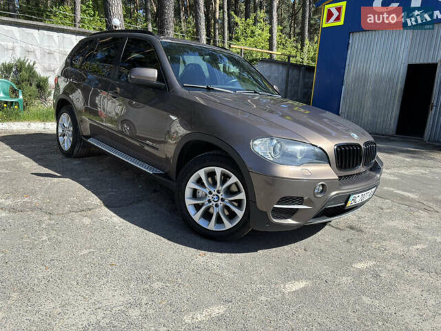 Коричневий БМВ Х5, об'ємом двигуна 3 л та пробігом 212 тис. км за 15500 $, фото 1 на Automoto.ua