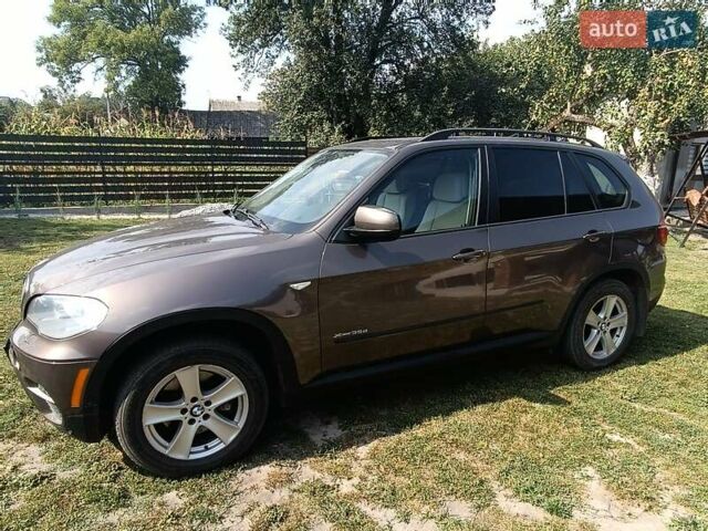 Коричневый БМВ Х5, объемом двигателя 2.99 л и пробегом 240 тыс. км за 18500 $, фото 1 на Automoto.ua