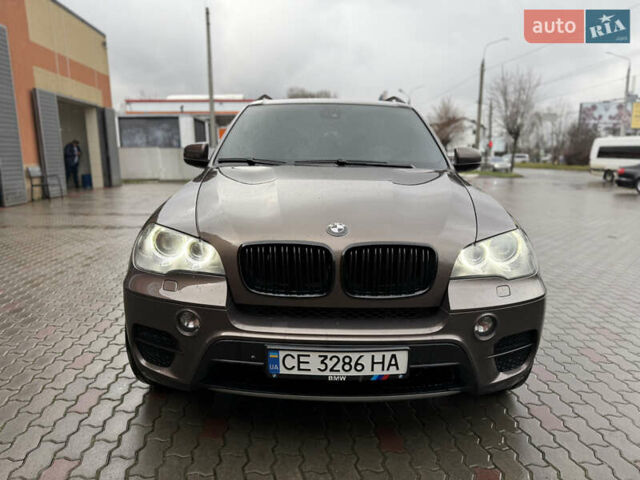 Коричневый БМВ Х5, объемом двигателя 2.99 л и пробегом 335 тыс. км за 18500 $, фото 1 на Automoto.ua