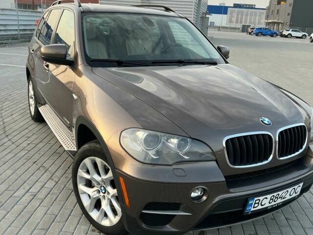 Коричневий БМВ Х5, об'ємом двигуна 3 л та пробігом 267 тис. км за 269 $, фото 1 на Automoto.ua