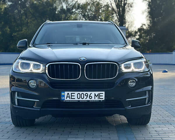 Коричневий БМВ Х5, об'ємом двигуна 2.98 л та пробігом 135 тис. км за 27500 $, фото 1 на Automoto.ua