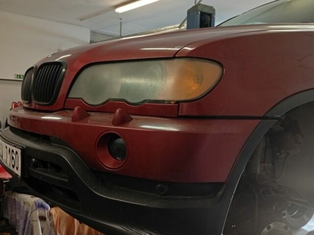 Червоний БМВ Х5, об'ємом двигуна 0 л та пробігом 111 тис. км за 4500 $, фото 1 на Automoto.ua