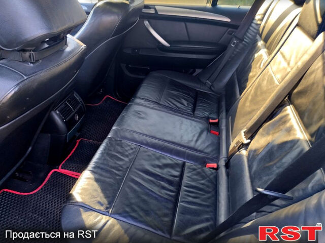 БМВ Х5, объемом двигателя 4.4 л и пробегом 275 тыс. км за 4800 $, фото 1 на Automoto.ua