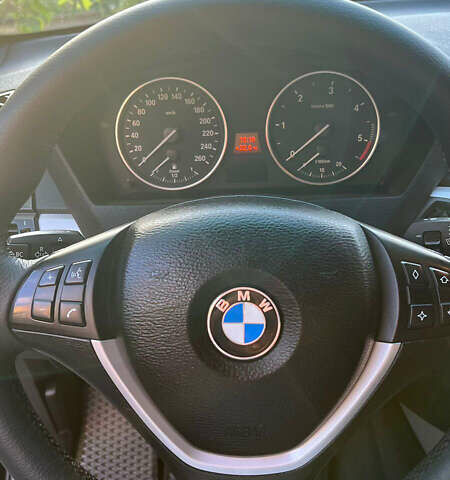 БМВ Х5, объемом двигателя 3 л и пробегом 320 тыс. км за 15699 $, фото 1 на Automoto.ua