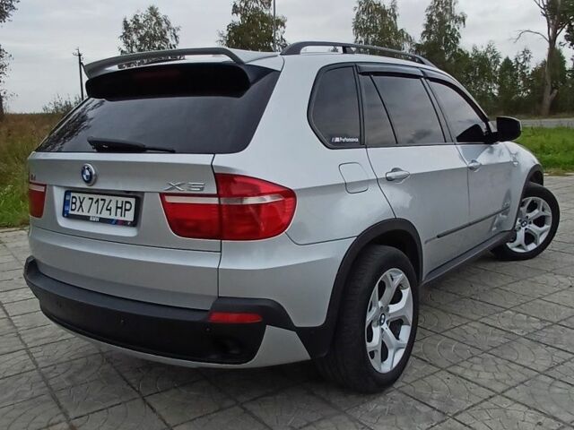 Сірий БМВ Х5, об'ємом двигуна 3 л та пробігом 280 тис. км за 13999 $, фото 1 на Automoto.ua