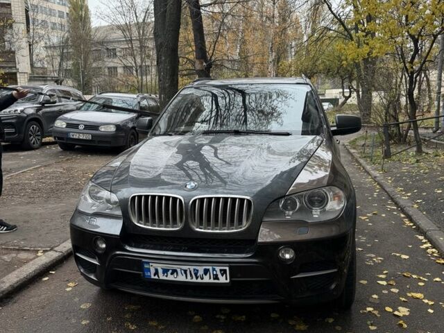 Серый БМВ Х5, объемом двигателя 0 л и пробегом 282 тыс. км за 12000 $, фото 1 на Automoto.ua