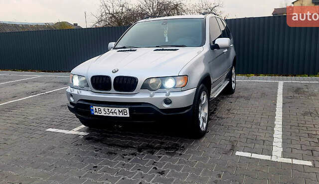 Серый БМВ Х5, объемом двигателя 4.4 л и пробегом 330 тыс. км за 8000 $, фото 1 на Automoto.ua