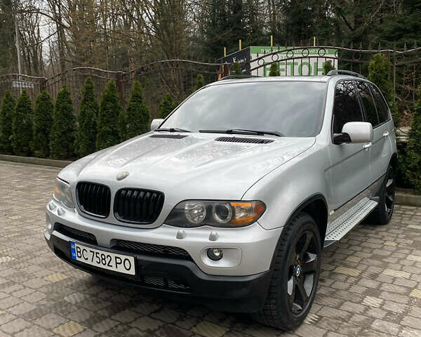 Сірий БМВ Х5, об'ємом двигуна 4.4 л та пробігом 217 тис. км за 8000 $, фото 1 на Automoto.ua