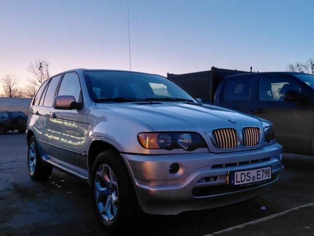 Серый БМВ Х5, объемом двигателя 0 л и пробегом 360 тыс. км за 5200 $, фото 1 на Automoto.ua