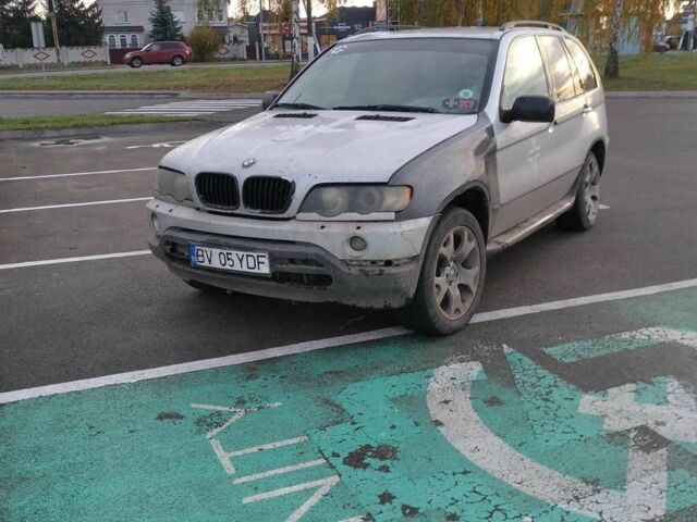 Серый БМВ Х5, объемом двигателя 3 л и пробегом 3 тыс. км за 3568 $, фото 1 на Automoto.ua